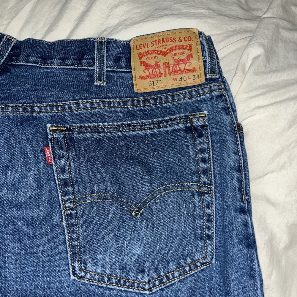 Levi's 517 Men's 40x 34 Relaxed Fit Straight Leg Blue Denim Jeans